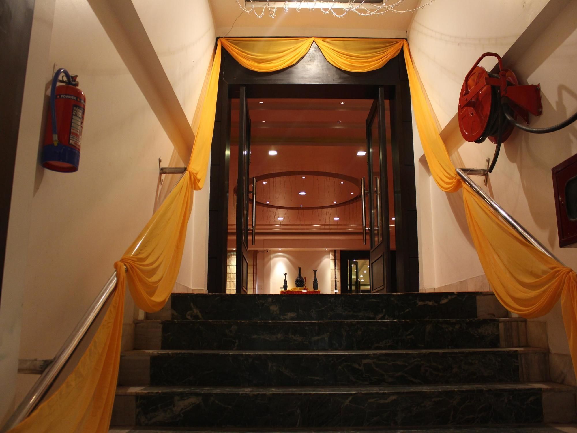 Oyo Rooms Garh Road Meerut Exterior foto