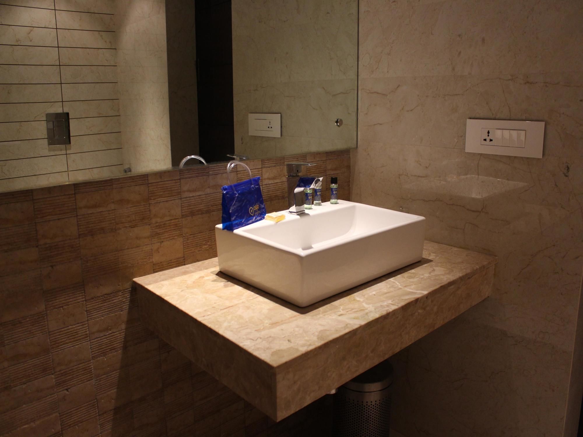 Oyo Rooms Garh Road Meerut Exterior foto